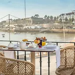 Boutique 4*